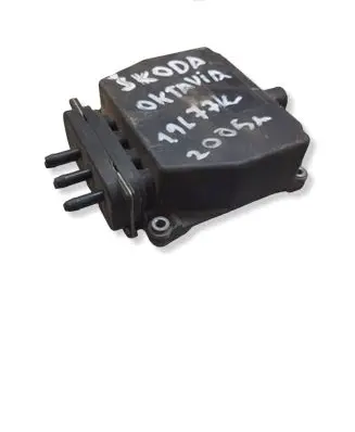 Skoda Octavia Mk2 (1Z) Turbo solenoid valve 6Q0131075