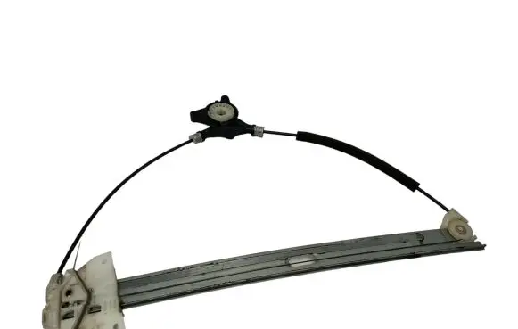 Mazda 5 Front window lifting mechanism without motor