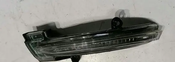 Renault Megane IV Mirror indicator light 30087923