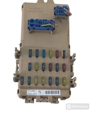 Subaru Forester SF Fuse box set 82201FC000