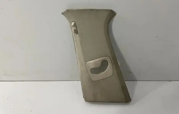 (B) pillar trim (bottom)