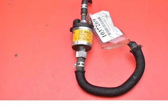 Toyota Avensis Verso In-tank fuel pump 22454201