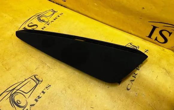 Audi TT TTS RS Mk3 8S Subwoofer grill/trim 8S1819635A