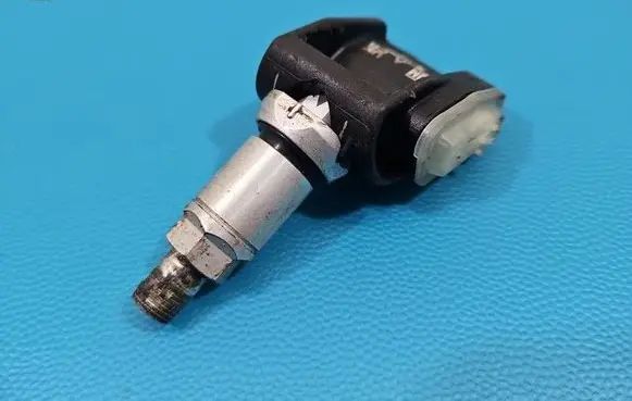BMW iX3 G08 Tire pressure sensor 10R050113548 IMPRK1518390