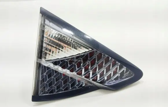 Renault Fluence Tailgate rear/tail lights 265556035R