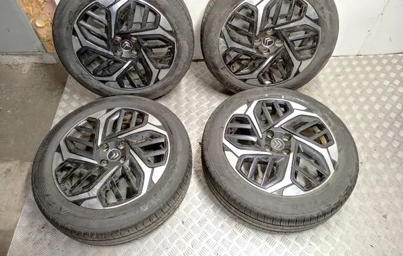 R18 alloy rim