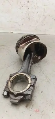 BMW 7 E32 Piston with connecting rod