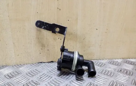 Volkswagen Golf VI Electric auxiliary coolant/water pump 5N0965561A