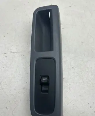 Volvo C30 Electric window control switch 8679474 3865