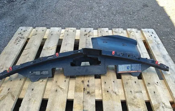 Opel Insignia A Top upper radiator support slam panel 13250569