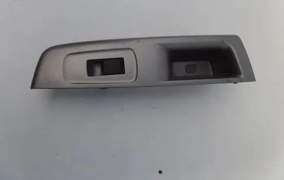 Subaru Outback Electric window control switch 94266FG510