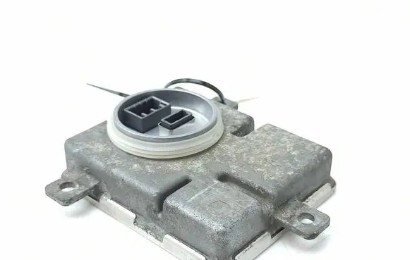 Mercedes-Benz GLK (X204) Xenon control unit/module A2048703226 2048703226 6506111599A