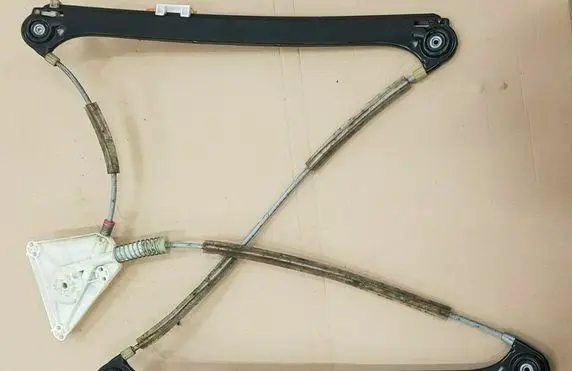 Audi A3 S3 A3 Sportback 8P Front door electric window regulator 8P4837462C