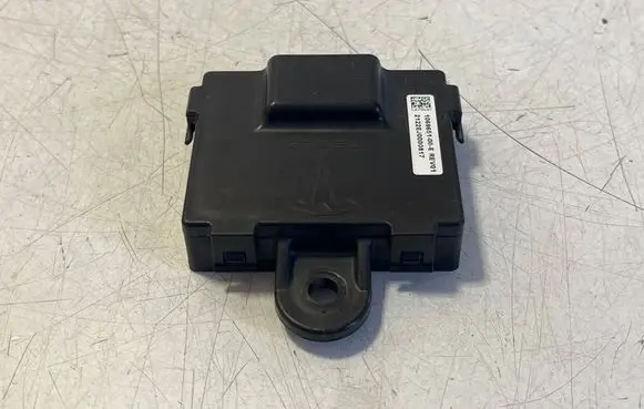 Tesla Model S Door control unit/module 10069651