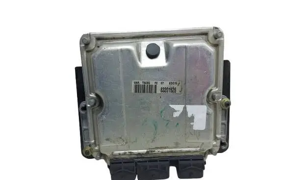 Peugeot 307 Engine control unit/module 0281011081 9647472780 9646850580