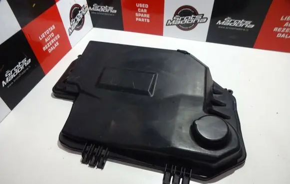 Audi A6 S6 C6 4F Fuse box cover 4F1907613