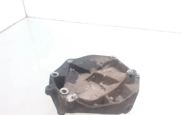 Opel Vectra C Engine mounting bracket 55210423