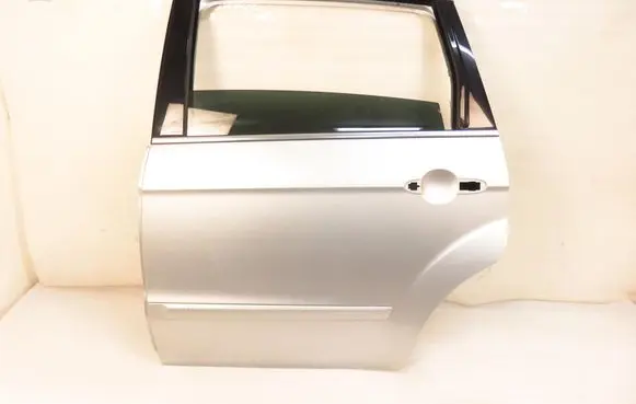 Rear door