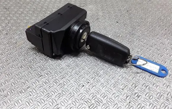 Volkswagen Touareg I Ignition lock 3D0905865E