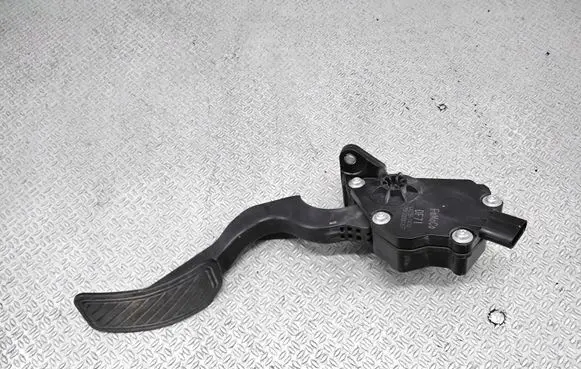 Mazda 2 Accelerator throttle pedal K42387410