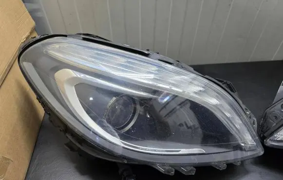 Mercedes-Benz B W246 W242 Headlight/headlamp A2468207461 LE10C6247 030127167207