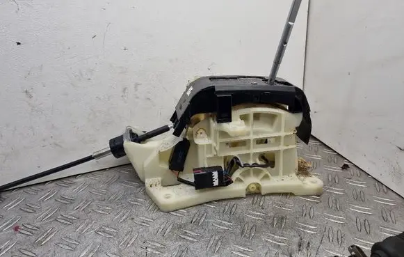 KIA Ceed Gear selector 467001H930 2R1002E25