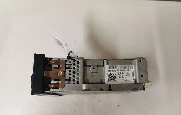 Citroen C4 I Picasso Radio/CD/DVD/GPS head unit 96639629XT 70047784