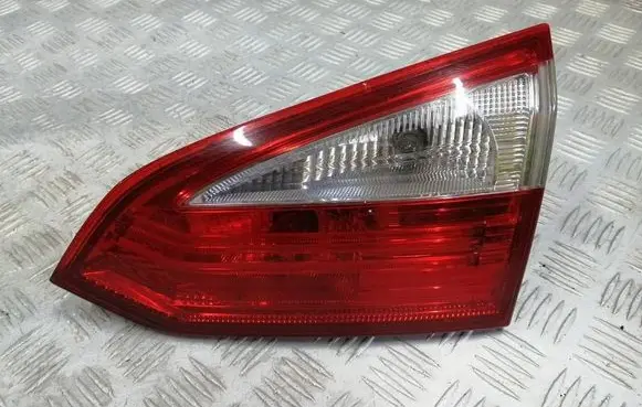 Ford Focus Tailgate rear/tail lights BM5113A602DC