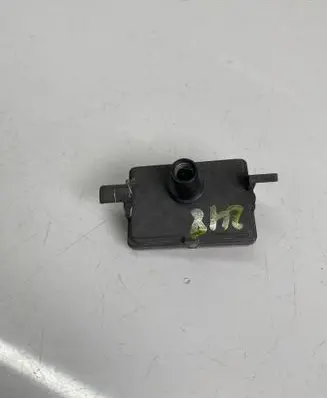 Windshield/windscreen camera