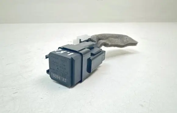 Nissan Qashqai Other relay 252309F915 5294A2