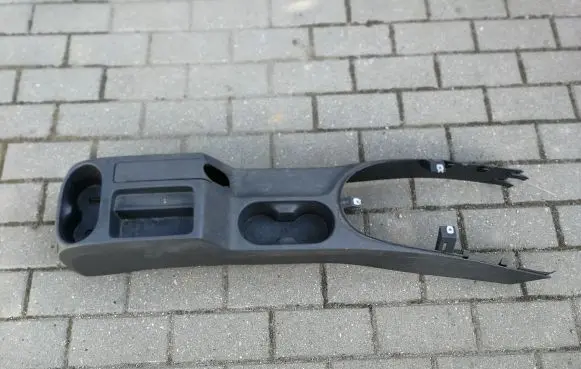 Volkswagen Caddy Center console 2K0863241C