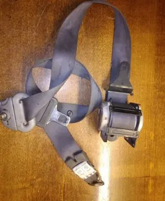 Mitsubishi Pajero Front seatbelt TKAB2EN244