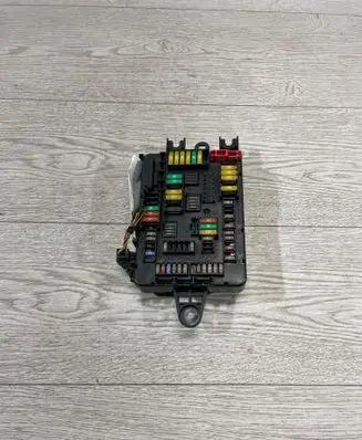BMW 3 F30 F35 F31 Fuse module 9389070 19561000001 93890700