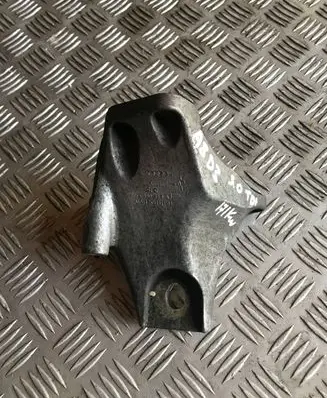 Audi A8 S8 D3 4E Gearbox mounting bracket 4E0399113AJ 4E0399113