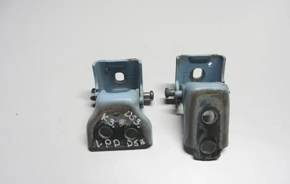 Front door hinge set