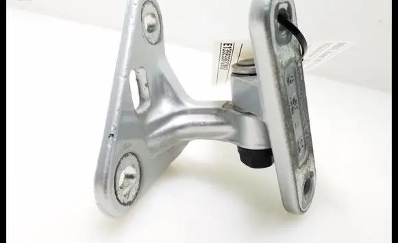 Mercedes-Benz E W211 Front door upper hinge A2117200237