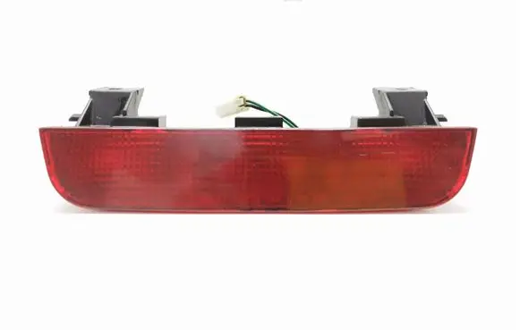 Mitsubishi Montero Third/center stoplight P0223