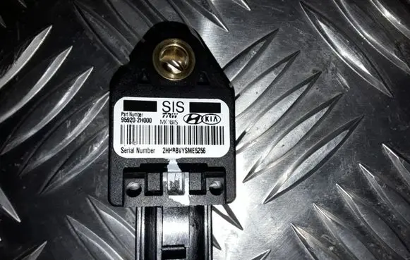 KIA Ceed Airbag deployment crash/impact sensor 959202H000