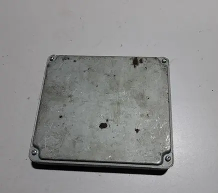 Toyota Yaris Engine control unit/module 1758009261 896610F110 MB1758009261