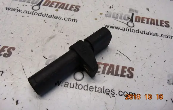 Mercedes-Benz E W210 Crankshaft position sensor A0031532828