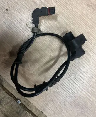 Mercedes-Benz A W168 ABS brake wheel speed sensor 0265006369