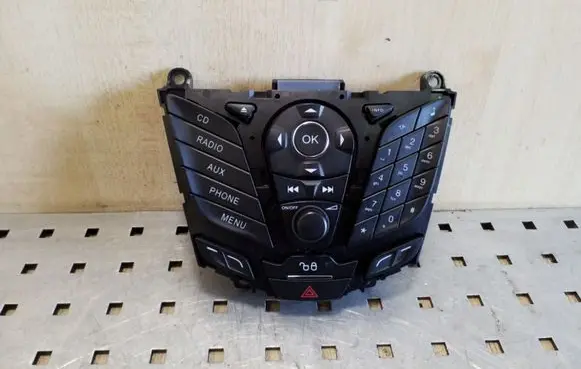 Ford Focus Head unit multimedia control 331410000