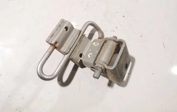 Audi A3 S3 8L Rear door lower hinge 4B0833412E