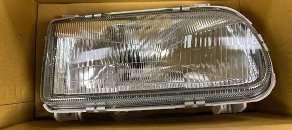 Skoda Felicia I Headlight/headlamp 6U0941018