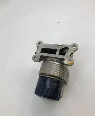 Ford Kuga III Oil filter mounting bracket Ks7e6b856aa