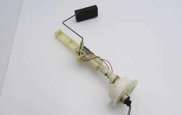 Alfa Romeo GT Fuel level sensor B720