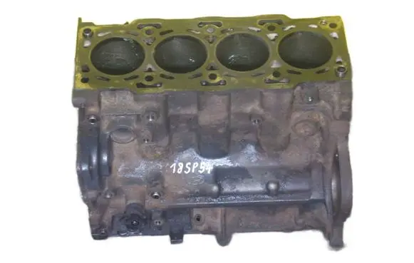 Hyundai Tucson JM Engine block D4EA