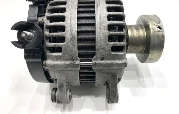 Ford Mondeo MK IV Generator/alternator 6G9N-10300-UD