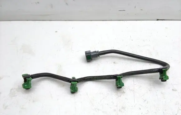 Volvo V40 Fuel return line/hose 