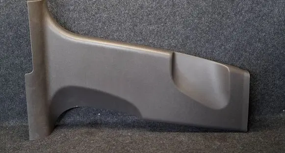 (B) pillar trim (bottom)